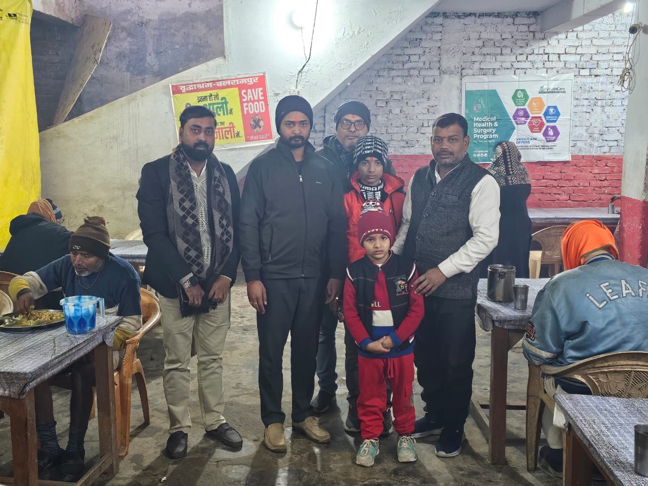 Serve food at Old Age Home